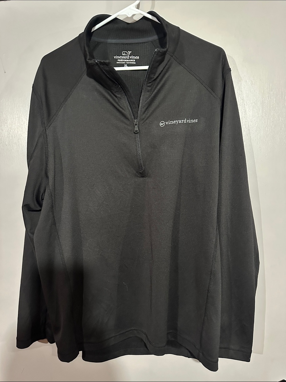 Vineyard Vines Black Men's Quarter-Zip Performance Pullover
